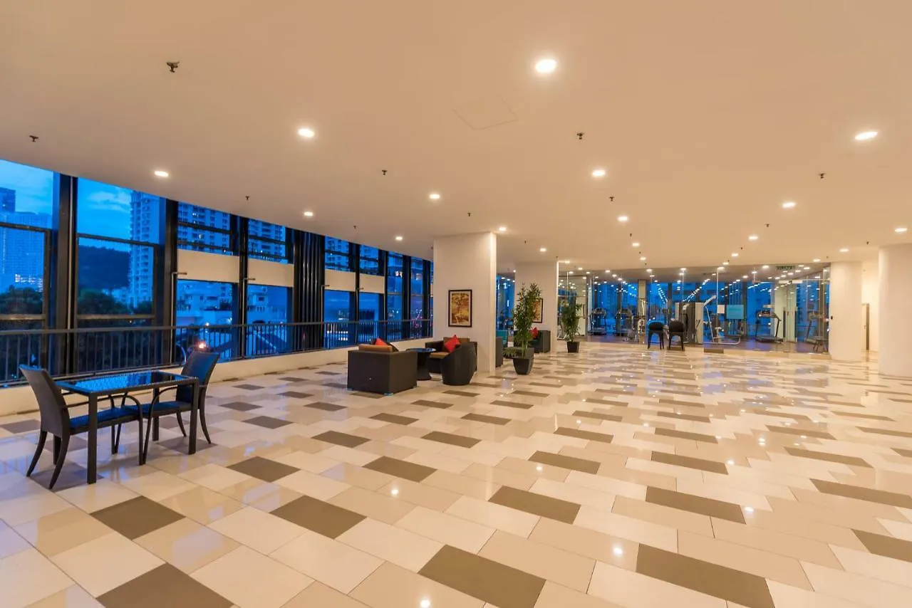 Apartment The Landmark By Katana George Town